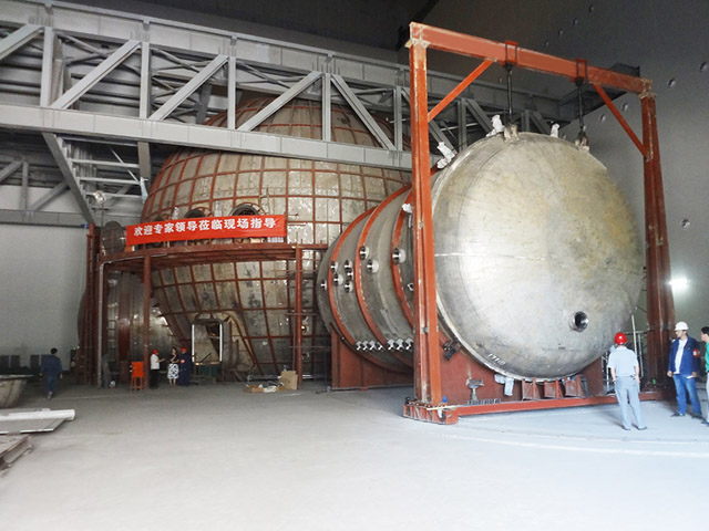 中國運(yùn)載火箭研究院（航天一院）3000m3球形不銹鋼真空艙竣工現(xiàn)場(chǎng)